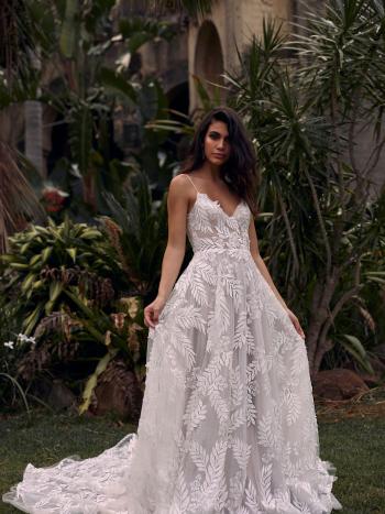 Saffron Ey077 Evie Young Bridal2.jpg